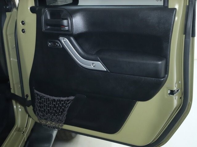 2013 Jeep Wrangler in Bedford, OH 44146 - 18079608 30