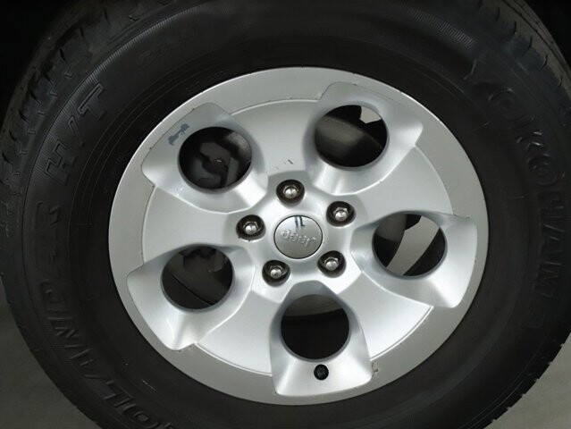 2013 Jeep Wrangler in Bedford, OH 44146 - 18079608 10