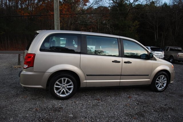 2013 Dodge Grand Caravan in Birmingham, AL 35215 - 18079612 4