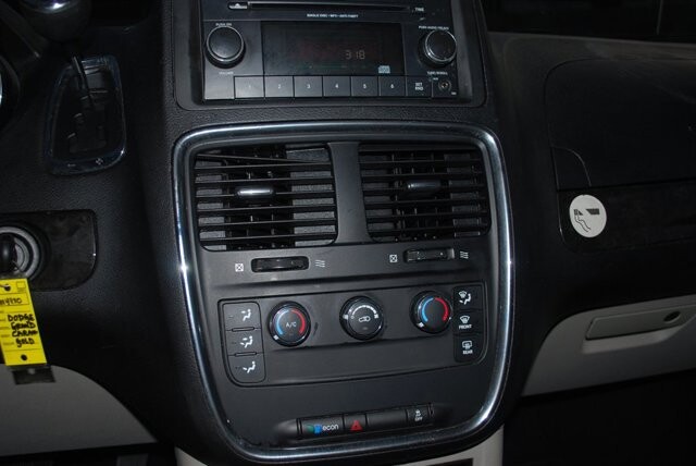 2013 Dodge Grand Caravan in Birmingham, AL 35215 - 18079612 17