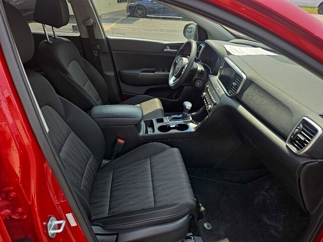 2020 Kia Sportage in Oregon, OH 43616 - 18079614 17