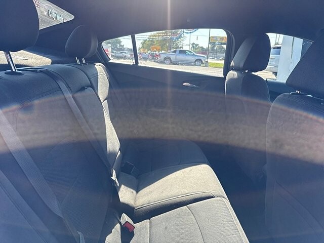 2018 Chevrolet Cruze in Oregon, OH 43616 - 18079615 15