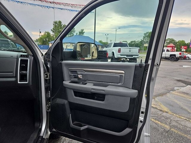 2017 RAM 1500 in Oregon, OH 43616 - 18079616 15