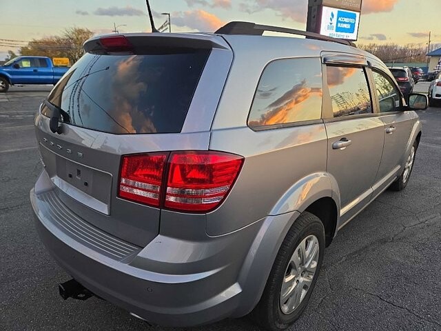 2020 Dodge Journey in Oregon, OH 43616 - 18079617 5
