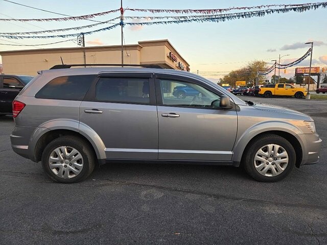 2020 Dodge Journey in Oregon, OH 43616 - 18079617 6