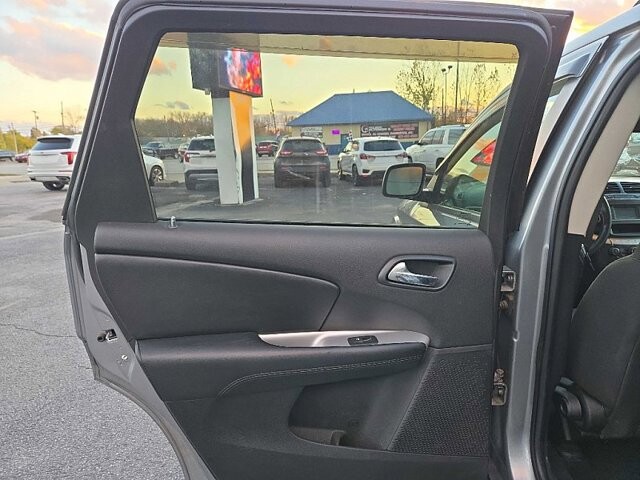 2020 Dodge Journey in Oregon, OH 43616 - 18079617 11