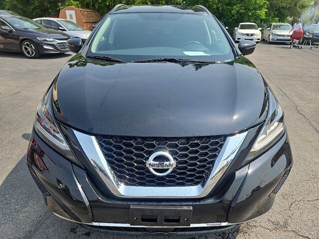 2019 Nissan Murano in Oregon, OH 43616 - 18079619 10