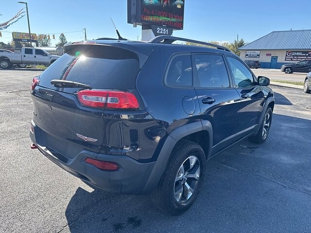 2015 Jeep Cherokee in Oregon, OH 43616 - 18079621 5