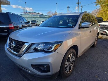 2020 Nissan Pathfinder in Oregon, OH 43616