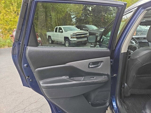 2020 Nissan Murano in Oregon, OH 43616 - 18079624 11