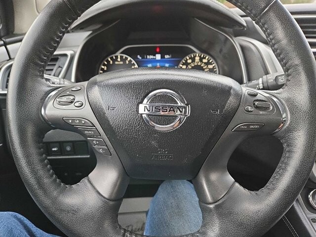2020 Nissan Murano in Oregon, OH 43616 - 18079624 20
