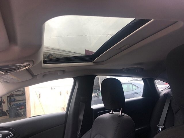 2015 Chrysler 200 in Oregon, OH 43616 - 18079625 25