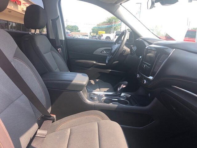 2021 Chevrolet Traverse in Oregon, OH 43616 - 18079626 19