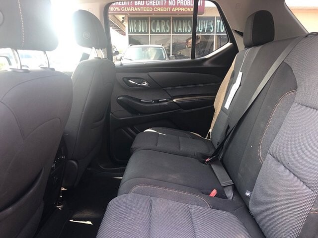 2021 Chevrolet Traverse in Oregon, OH 43616 - 18079626 12