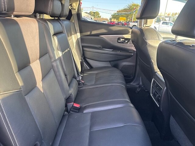 2017 Nissan Murano in Oregon, OH 43616 - 18079627 15