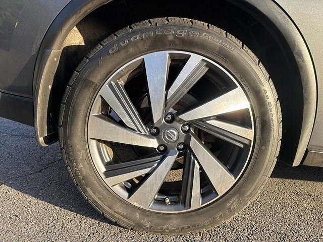 2017 Nissan Murano in Oregon, OH 43616 - 18079627 18