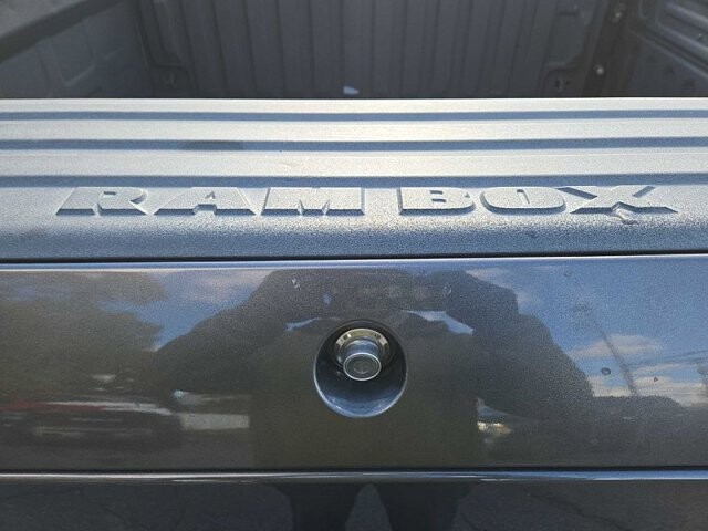 2015 RAM 1500 in Oregon, OH 43616 - 18079628 9