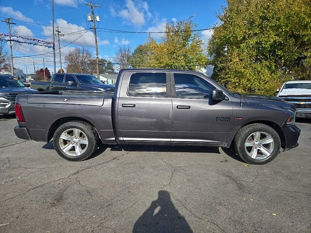 2015 RAM 1500 in Oregon, OH 43616 - 18079628 6
