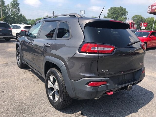 2015 Jeep Cherokee in Oregon, OH 43616 - 18079629 3