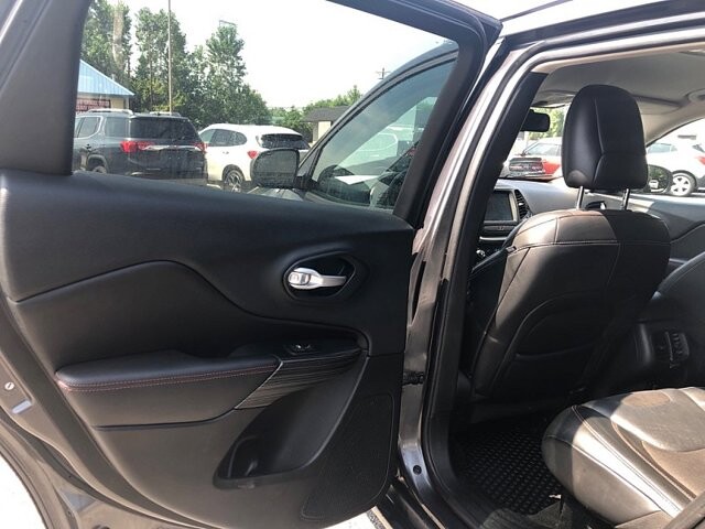 2015 Jeep Cherokee in Oregon, OH 43616 - 18079629 11