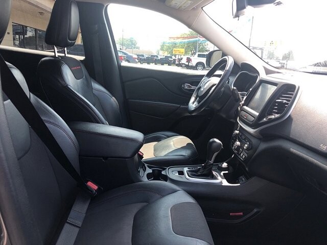 2015 Jeep Cherokee in Oregon, OH 43616 - 18079629 17