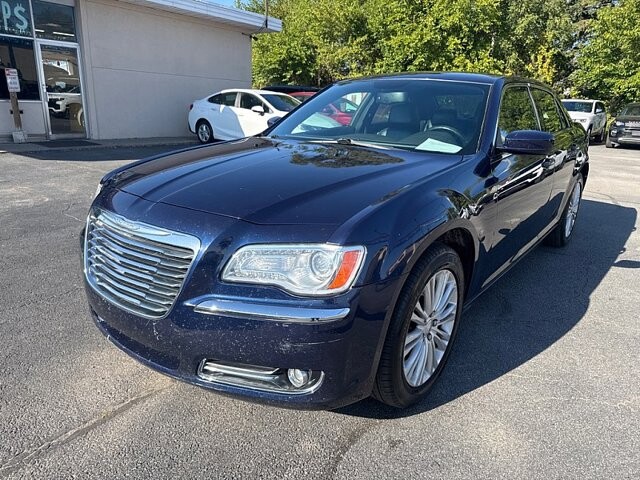 2014 Chrysler 300 in Oregon, OH 43616 - 18079630