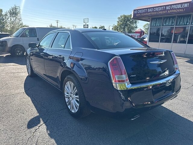 2014 Chrysler 300 in Oregon, OH 43616 - 18079630 3