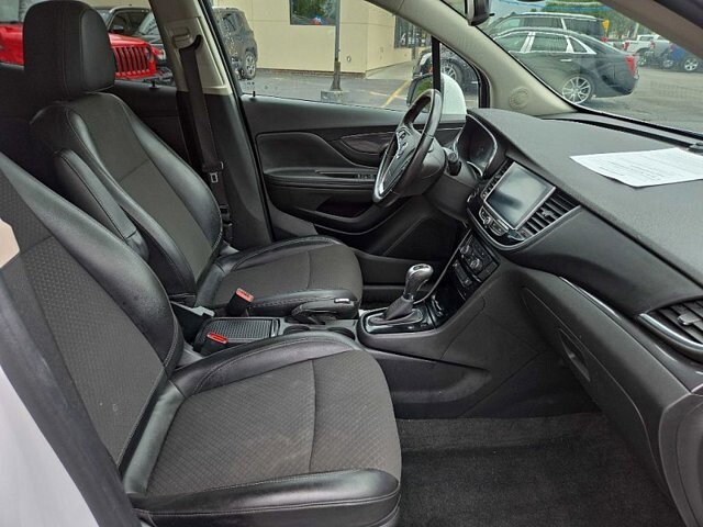 2020 Buick Encore in Oregon, OH 43616 - 18079631 17