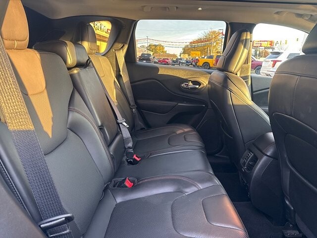 2020 Jeep Cherokee in Oregon, OH 43616 - 18079632 15