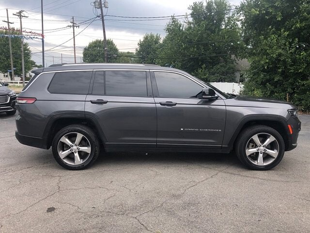 2021 Jeep Grand Cherokee L in Oregon, OH 43616 - 18079635 6