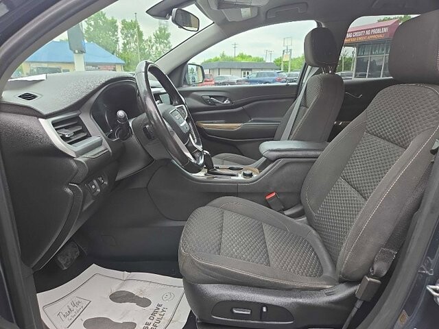 2019 GMC Acadia in Oregon, OH 43616 - 18079638 10