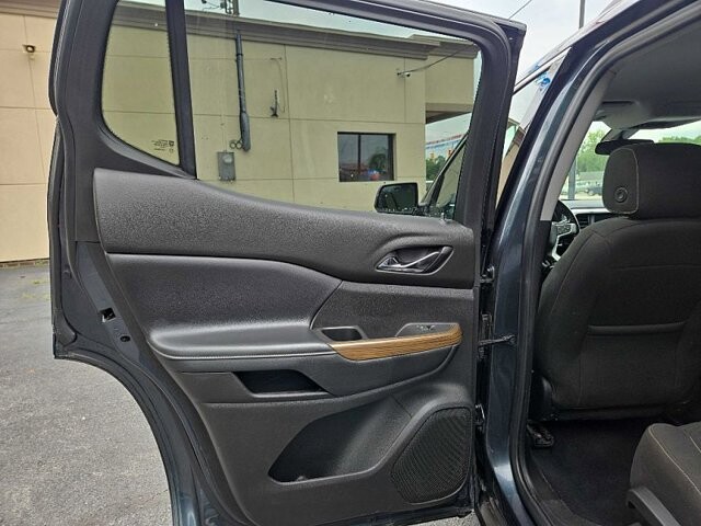 2019 GMC Acadia in Oregon, OH 43616 - 18079638 11