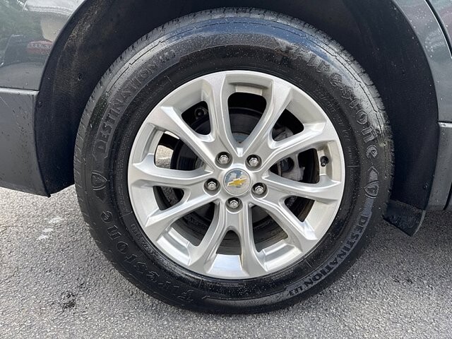 2020 Chevrolet Equinox in Oregon, OH 43616 - 18079639 18