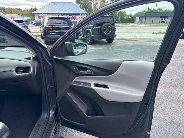 2020 Chevrolet Equinox in Oregon, OH 43616 - 18079639 16