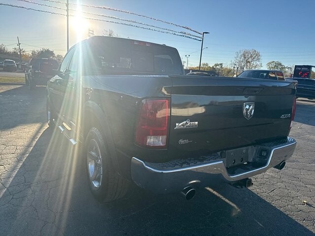 2010 Dodge Ram 1500 Truck in Oregon, OH 43616 - 18079640 3