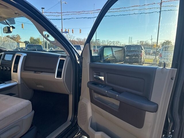 2010 Dodge Ram 1500 Truck in Oregon, OH 43616 - 18079640 15