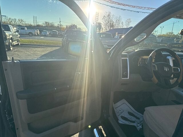 2010 Dodge Ram 1500 Truck in Oregon, OH 43616 - 18079640 9