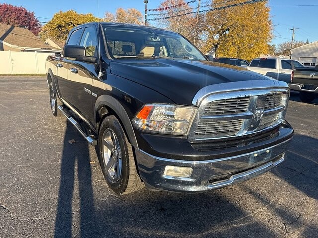 2010 Dodge Ram 1500 Truck in Oregon, OH 43616 - 18079640 7
