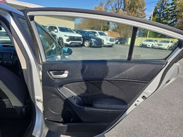 2017 Kia Forte in Oregon, OH 43616 - 18079641 14