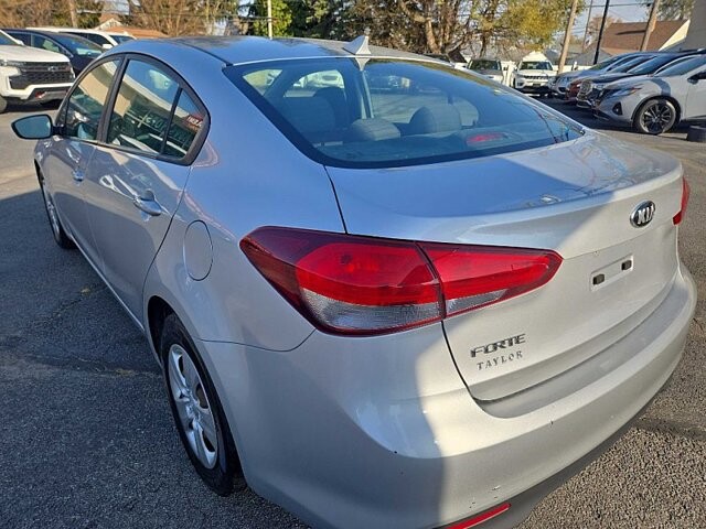 2017 Kia Forte in Oregon, OH 43616 - 18079641 2