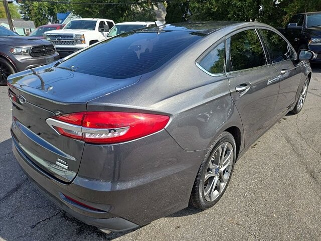 2020 Ford Fusion in Oregon, OH 43616 - 18079645 5