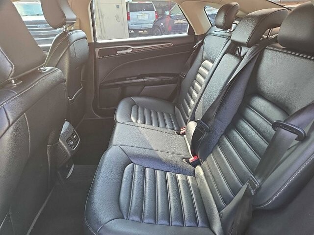 2020 Ford Fusion in Oregon, OH 43616 - 18079645 12