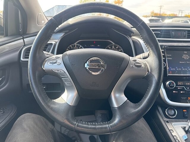 2017 Nissan Murano in Oregon, OH 43616 - 18079647 20
