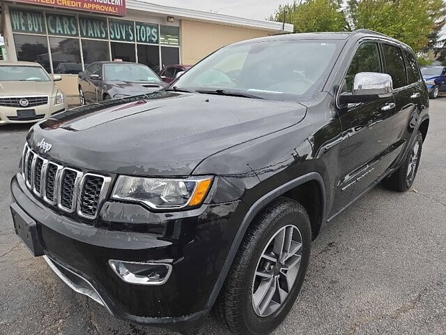 2019 Jeep Grand Cherokee in Oregon, OH 43616 - 18079649