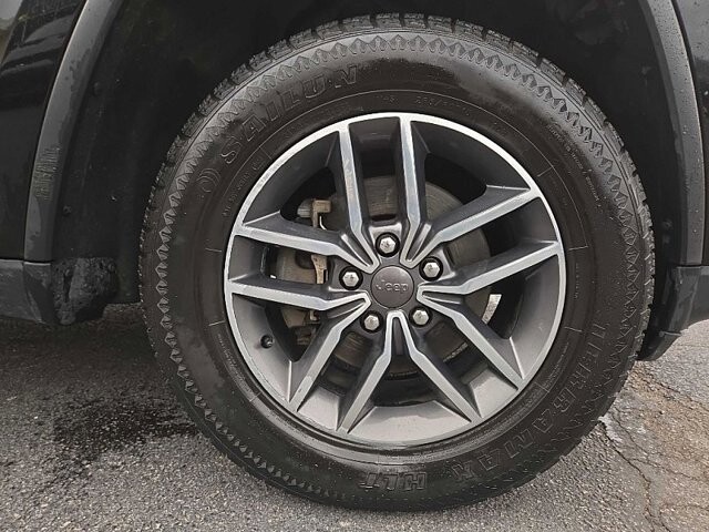 2019 Jeep Grand Cherokee in Oregon, OH 43616 - 18079649 18