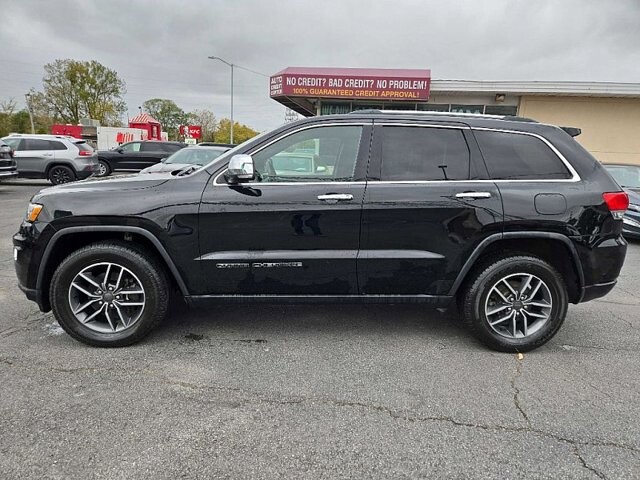 2019 Jeep Grand Cherokee in Oregon, OH 43616 - 18079649 2