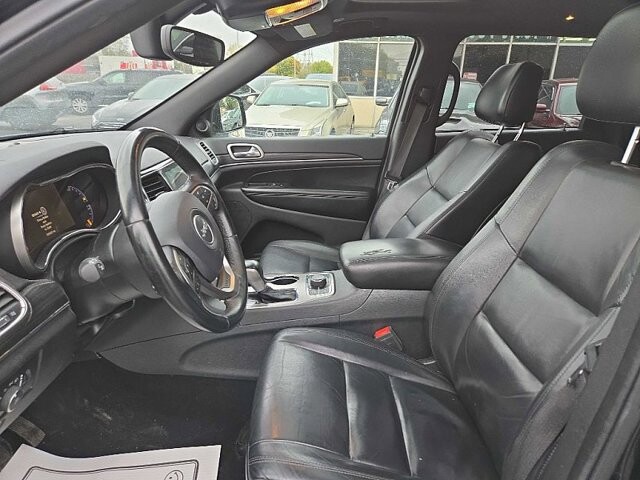 2019 Jeep Grand Cherokee in Oregon, OH 43616 - 18079649 10