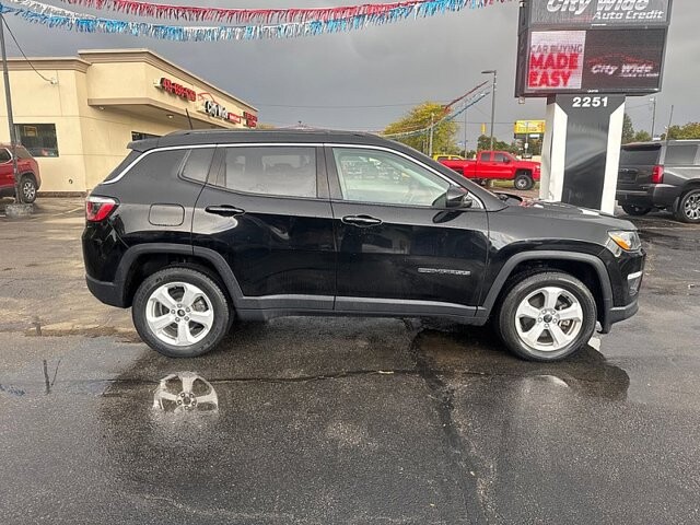 2018 Jeep Compass in Oregon, OH 43616 - 18079650 6