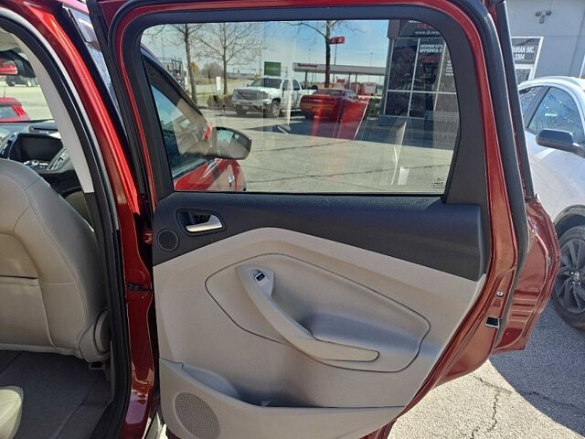 2014 Ford Escape in Oregon, OH 43616 - 18079654 14