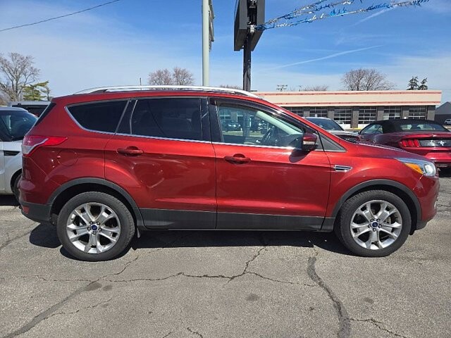 2014 Ford Escape in Oregon, OH 43616 - 18079654 6